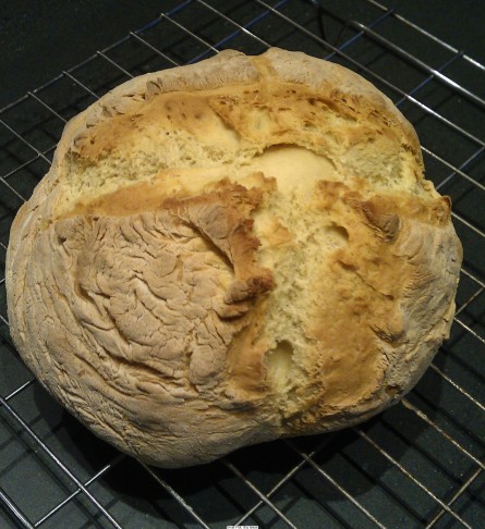 Completed loaf of soda bread